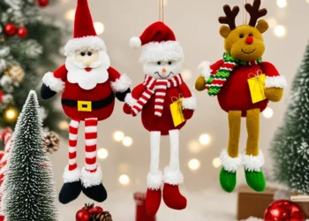 Charming Holiday Plush Ornaments to Brighten Your Christmas Tree Decor