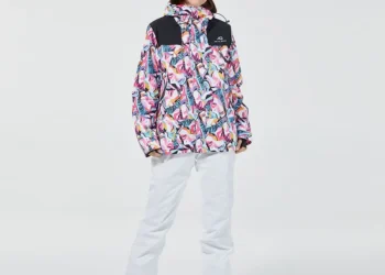 Top Ski Suits for 2025 That Keep You Warm, Dry, and Comfortable All Day