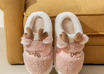 Cozy and Stylish Winter Slippers for Ultimate Indoor Comfort